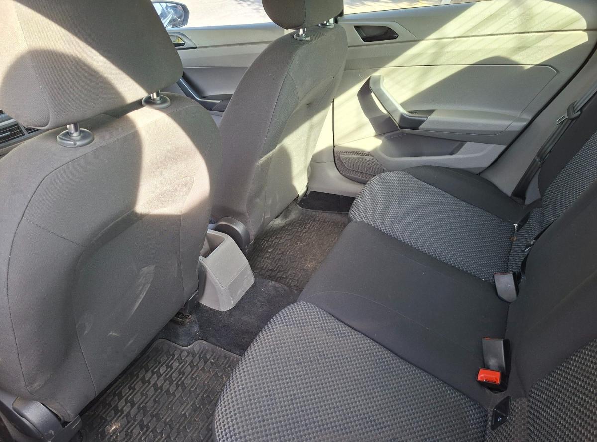 Foto de VOLKSWAGEN VIRTUS Trendline 1.6 automático 2019, color negro, en San Juan
