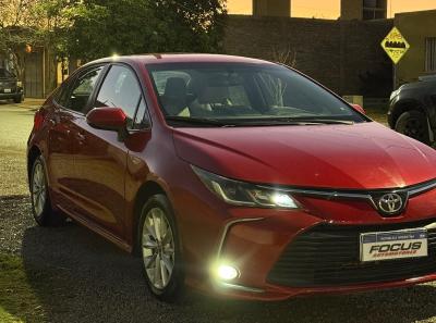 Foto de TOYOTA COROLLA XLI 2020, color rojo, en San Juan