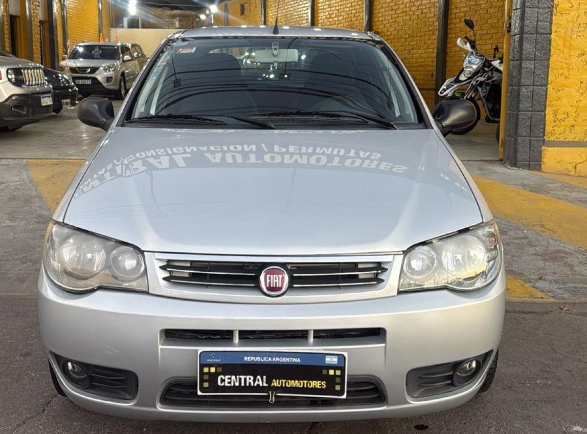 Foto de FIAT PALIO FIRE 1.4 5P 2015, color plata, en San Juan