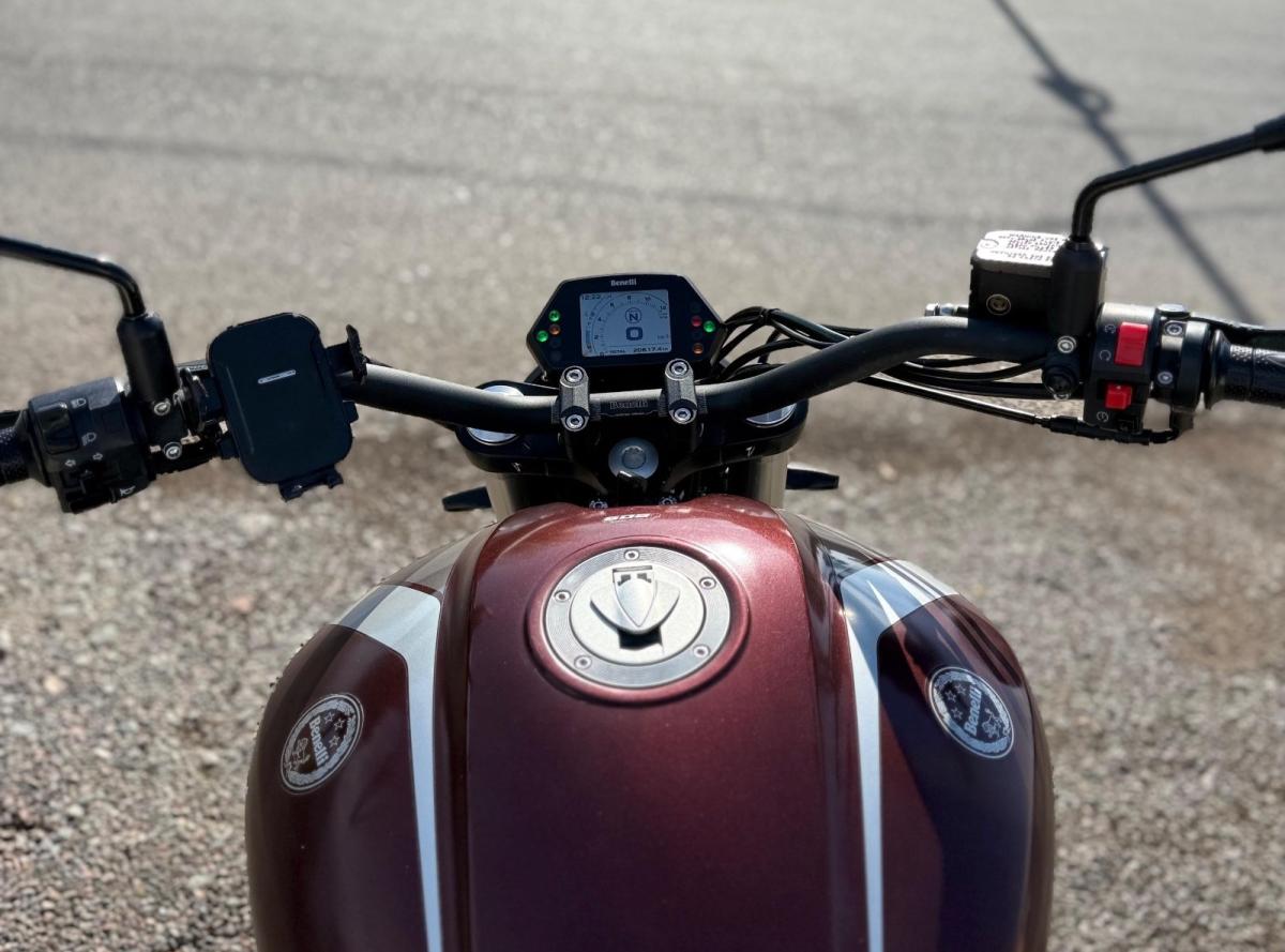 Foto de BENELLI SPORT 502 2021, color marron, en San Juan