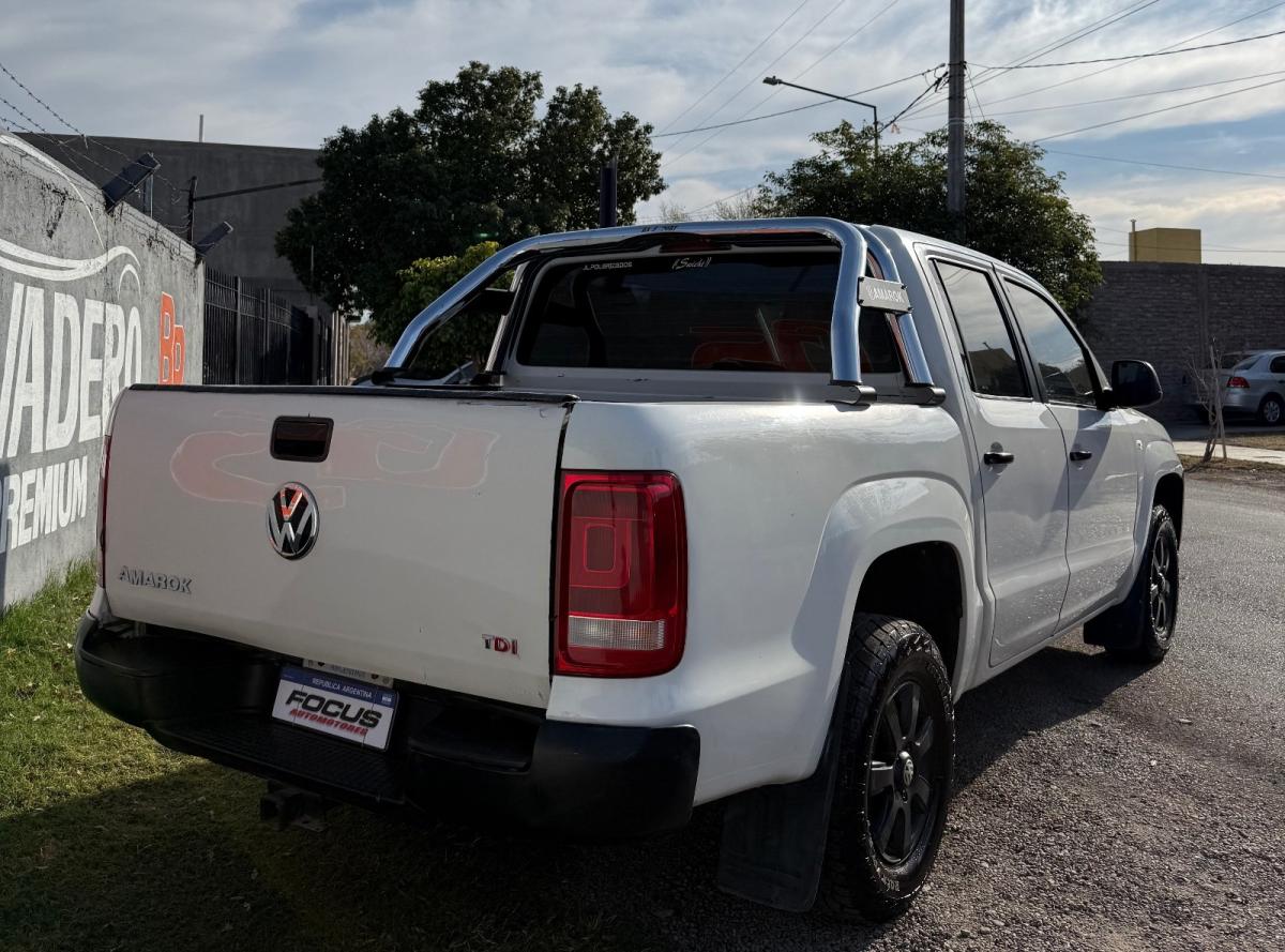 Foto de VOLKSWAGEN AMAROK Staline 2013, color blanco, en San Juan