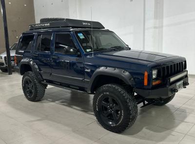 Miniatura de CHRYSLER / DODGE JEEP CHEROKEE xj equipada