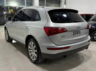 Miniatura de AUDI Q5 Quattro 2.0T