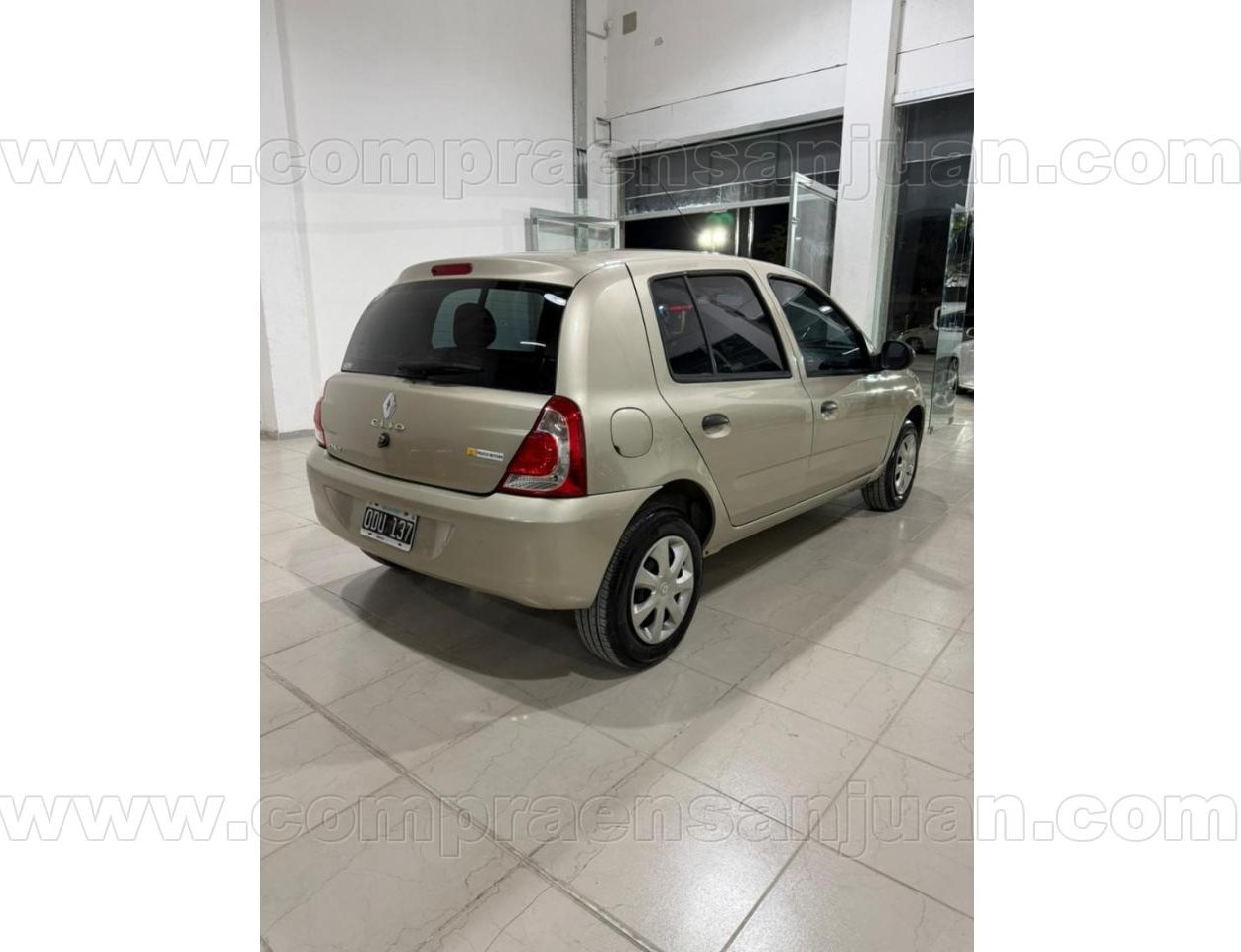 Foto de RENAULT CLIO  mio Confort abs 2014, color sin color especificado, en San Juan