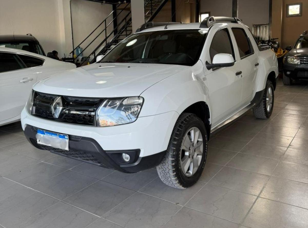 Foto de RENAULT OROCH DYNAMIQE 2016, color sin color especificado, en San Juan