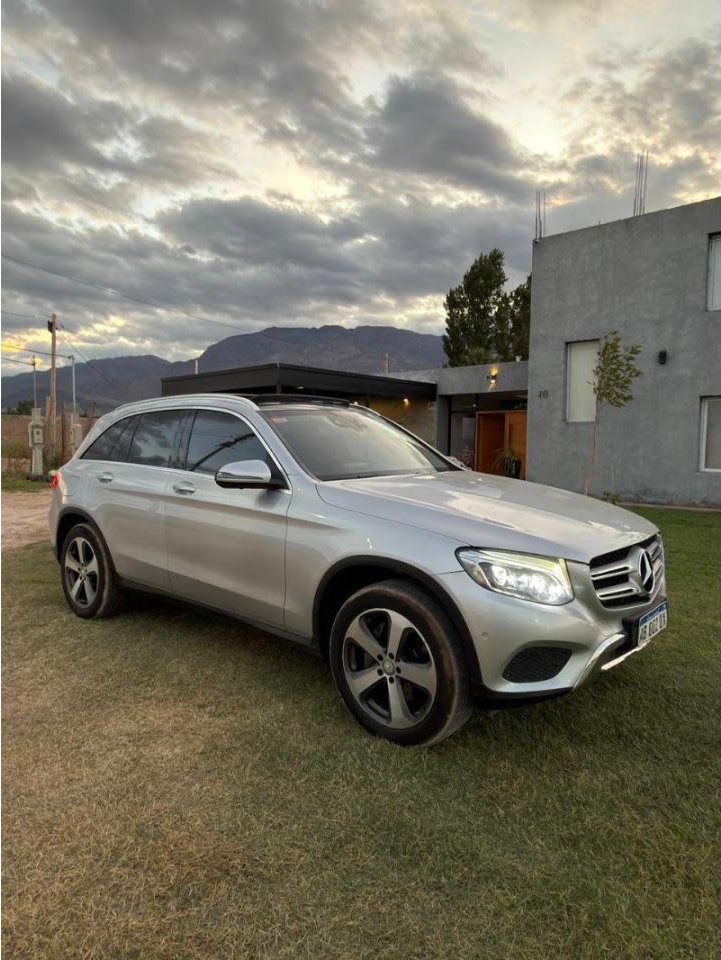 Foto de MERCEDES BENZ GLC Glc 300 2017, color sin color especificado, en San Juan