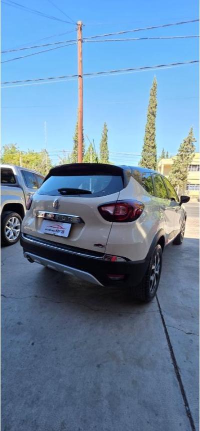 Miniatura de RENAULT CAPTUR Intense 2.0 manual 6ta