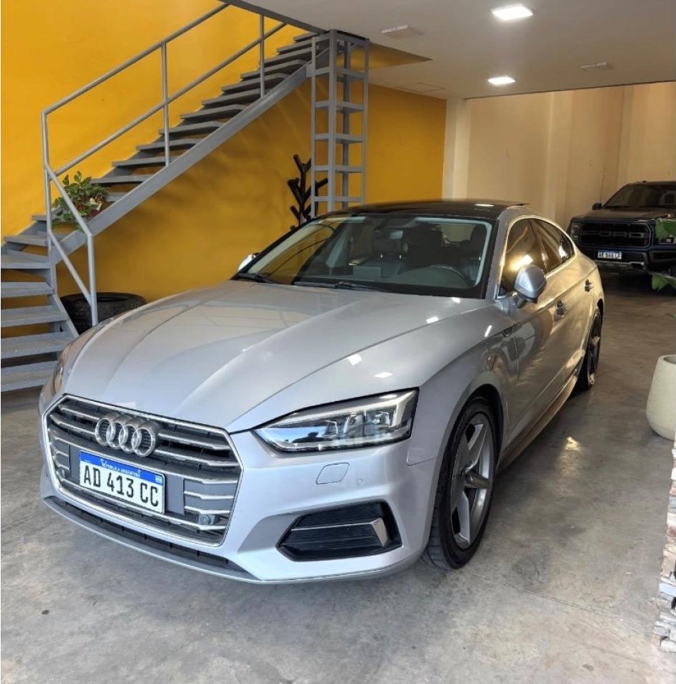 Foto de AUDI A5 A5 2.0 turbo Sportback 2018, color gris, en San Juan