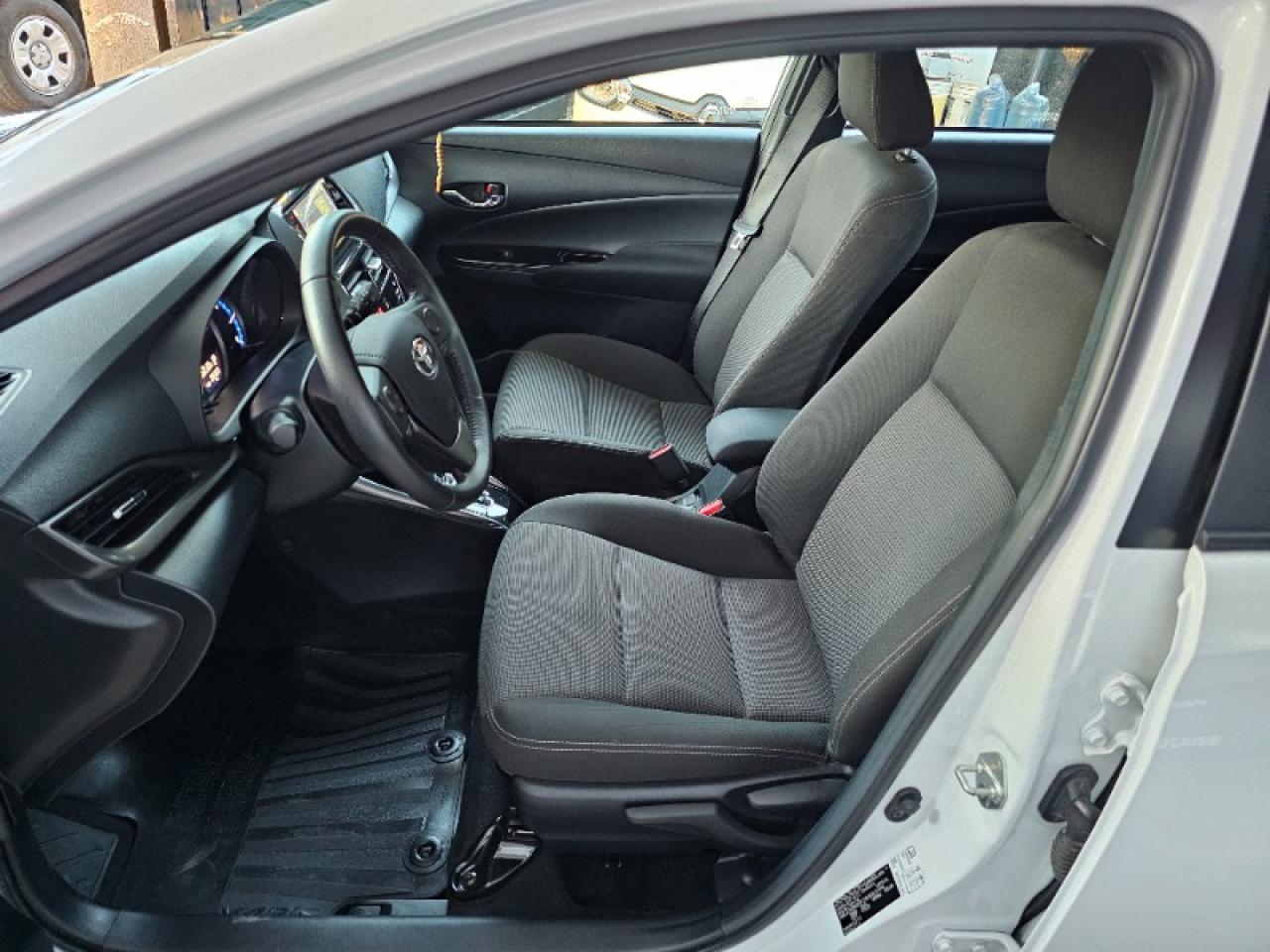 Foto de TOYOTA YARIS XLS 1.5 2025, color sin color especificado, en San Juan
