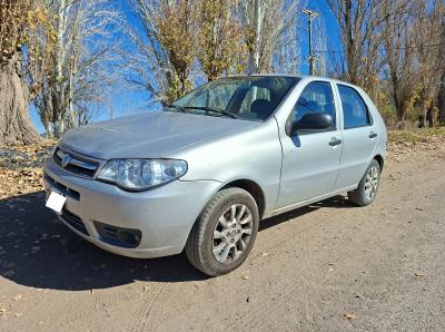 Foto de FIAT PALIO Fire 2011, color gris, en San Juan