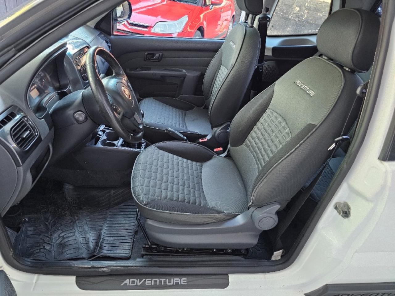 Foto de FIAT STRADA Adventur 1.6 2017, color sin color especificado, en San Juan
