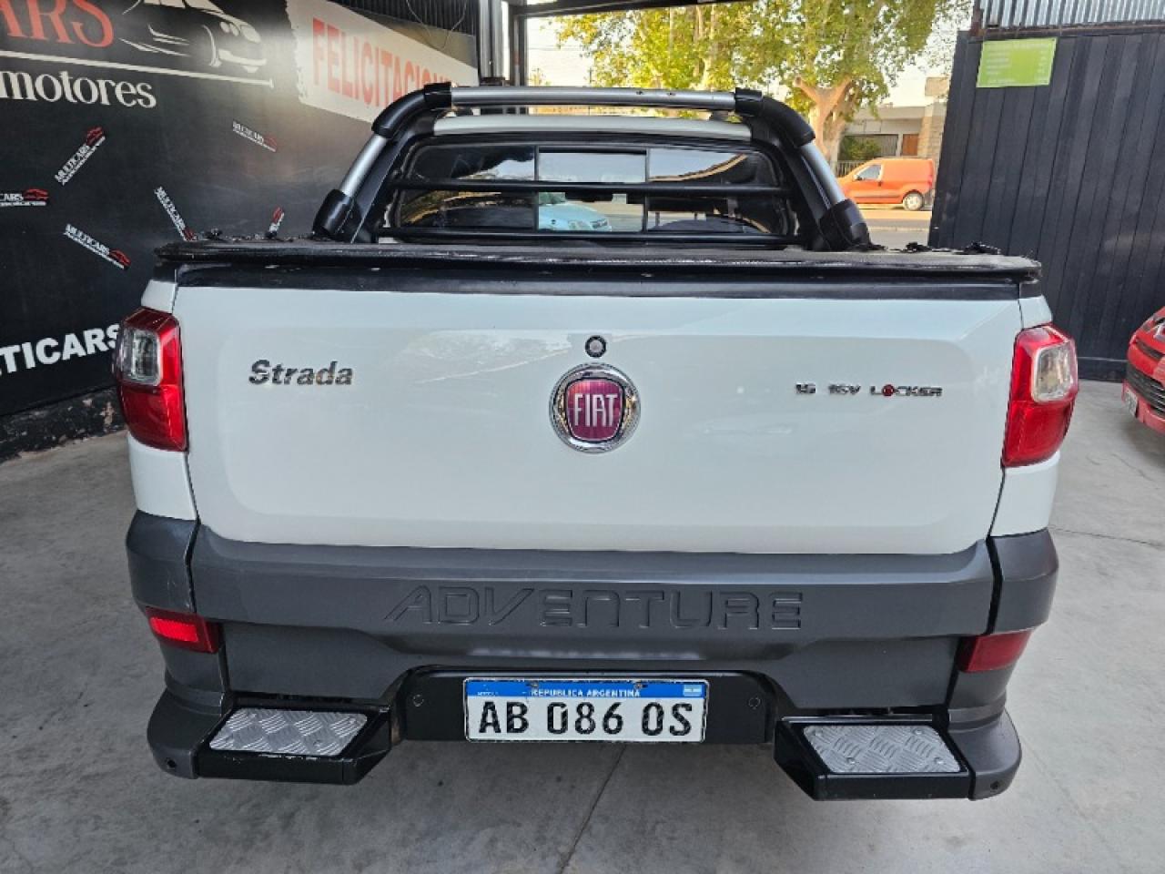 Foto de FIAT STRADA Adventur 1.6 2017, color sin color especificado, en San Juan
