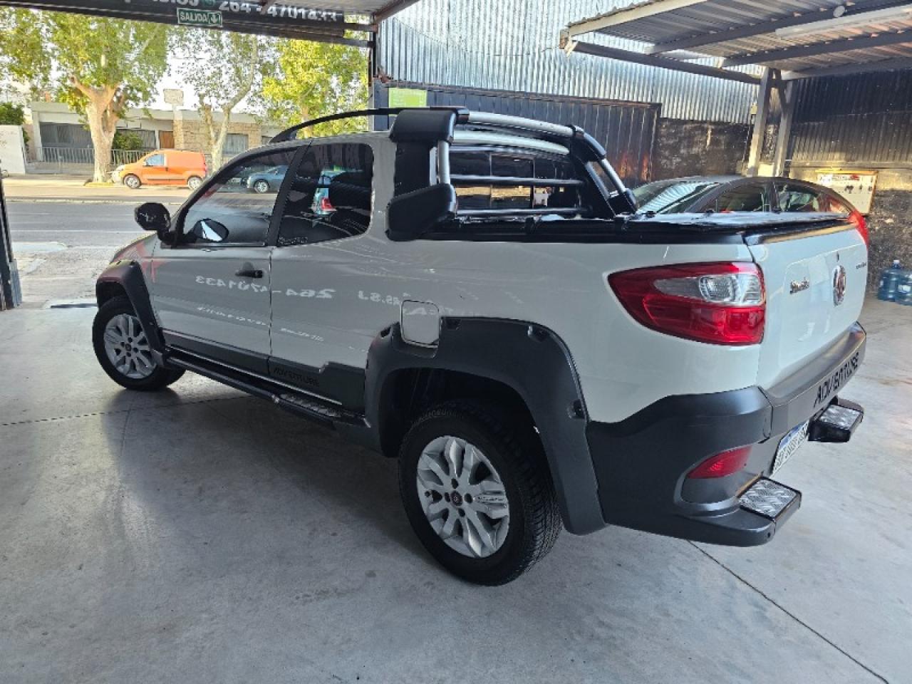 Foto de FIAT STRADA Adventur 1.6 2017, color sin color especificado, en San Juan