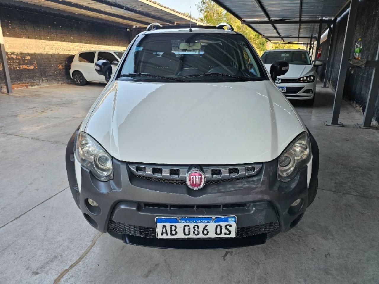 Foto de FIAT STRADA Adventur 1.6 2017, color sin color especificado, en San Juan