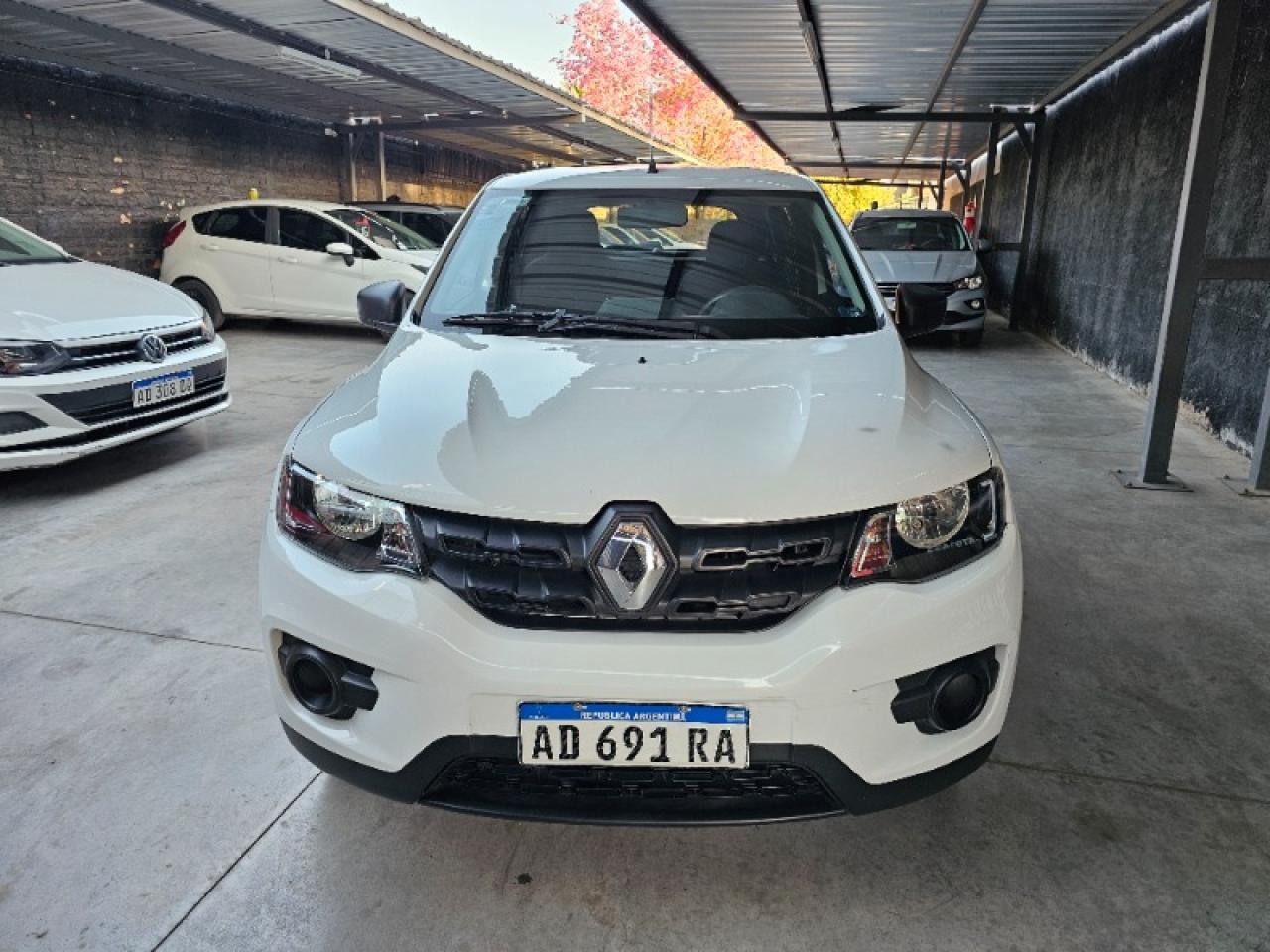 Foto de RENAULT KWID Zen 1.0 2019, color sin color especificado, en San Juan