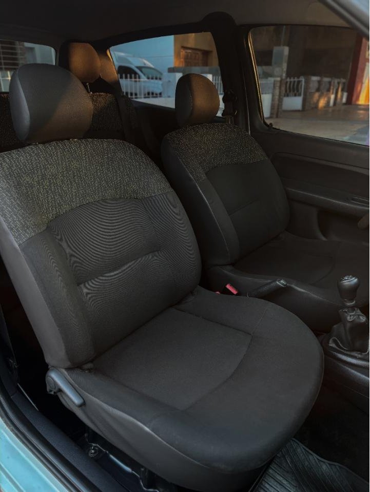 Foto de RENAULT CLIO Confort 4.1 2014, color sin color especificado, en San Juan