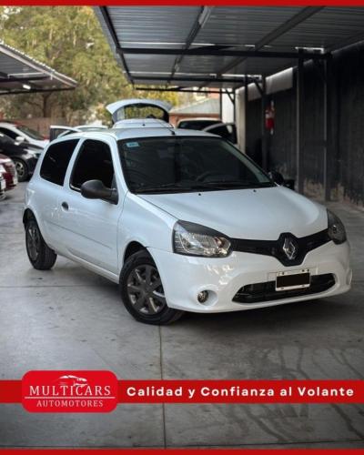 Foto de RENAULT CLIO Confort 4.1 2014, color sin color especificado, en San Juan