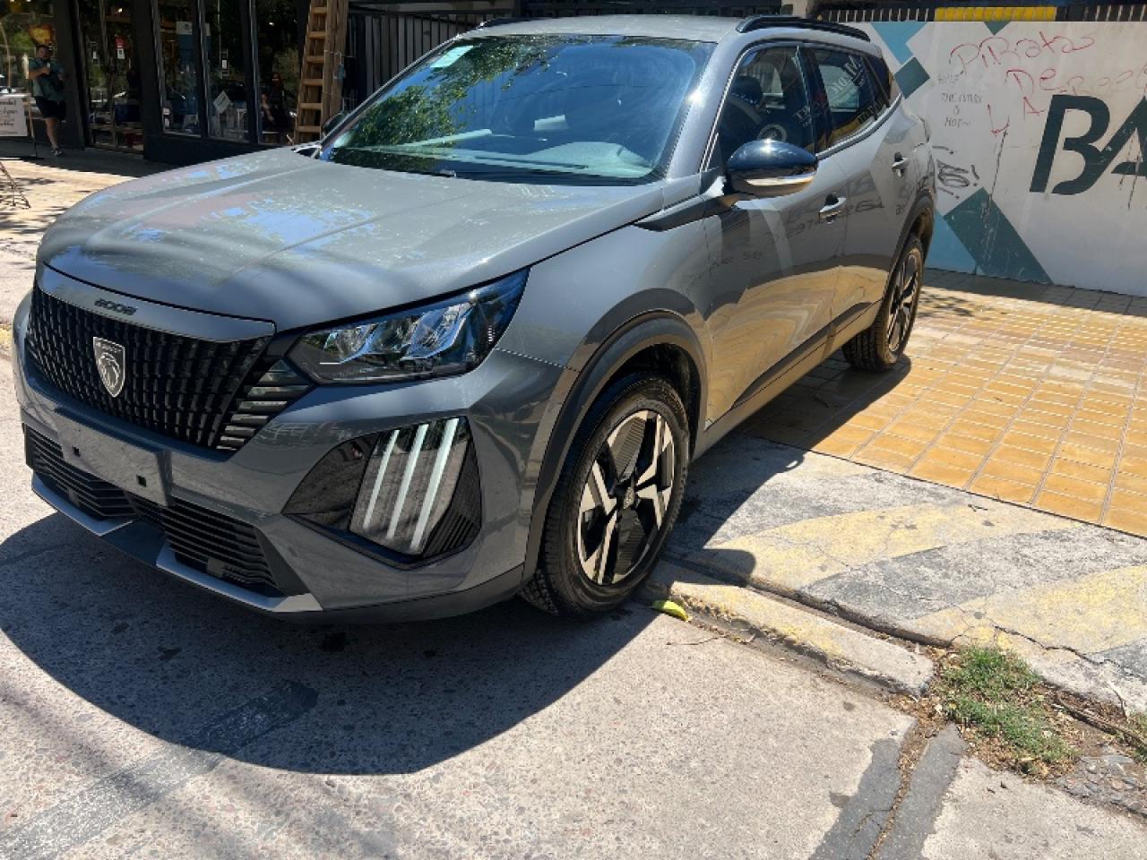 Foto de PEUGEOT 2008 Active, allure, GT 2025, color sin color especificado, en San Juan