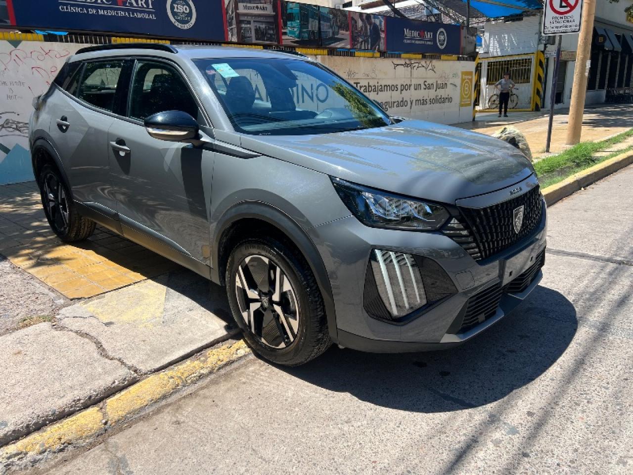 Foto de PEUGEOT 2008 Active, allure, GT 2025, color sin color especificado, en San Juan