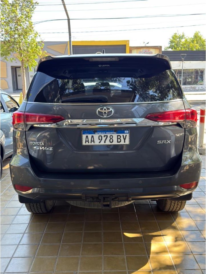 Foto de TOYOTA SW4 Sw4 Srx 7 asientos 2017, color sin color especificado, en San Juan