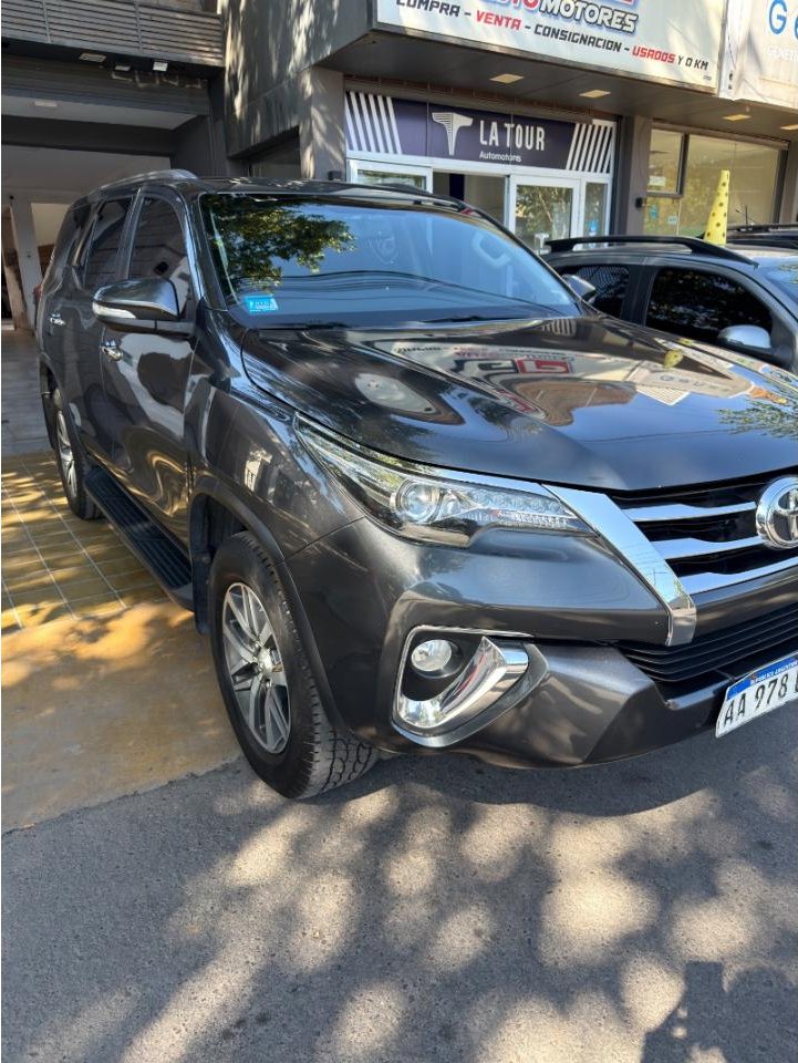 Foto de TOYOTA SW4 Sw4 Srx 7 asientos 2017, color sin color especificado, en San Juan