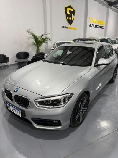 Foto de BMW 120 120I	SPORT 2016, color gris, en San Juan
