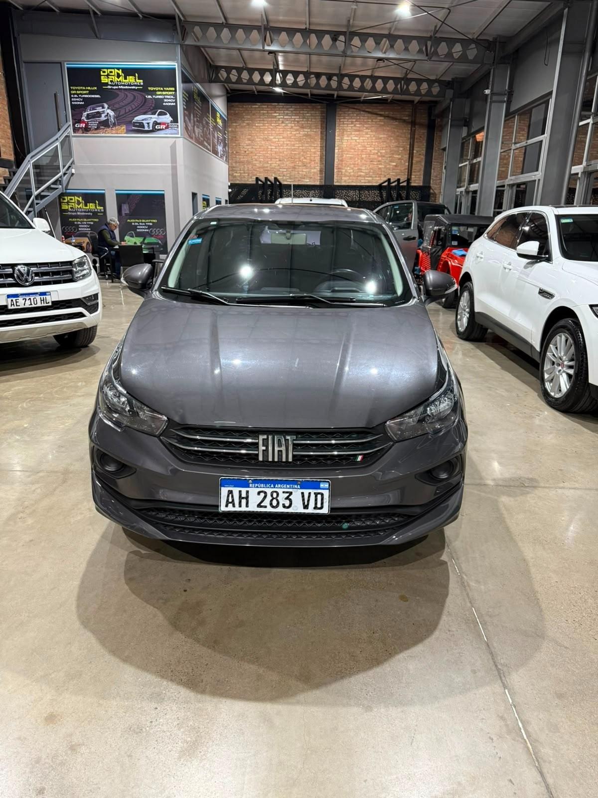 Foto de FIAT CRONOS LIKE 1.3 GSE BZ 2025, color gris, en San Juan