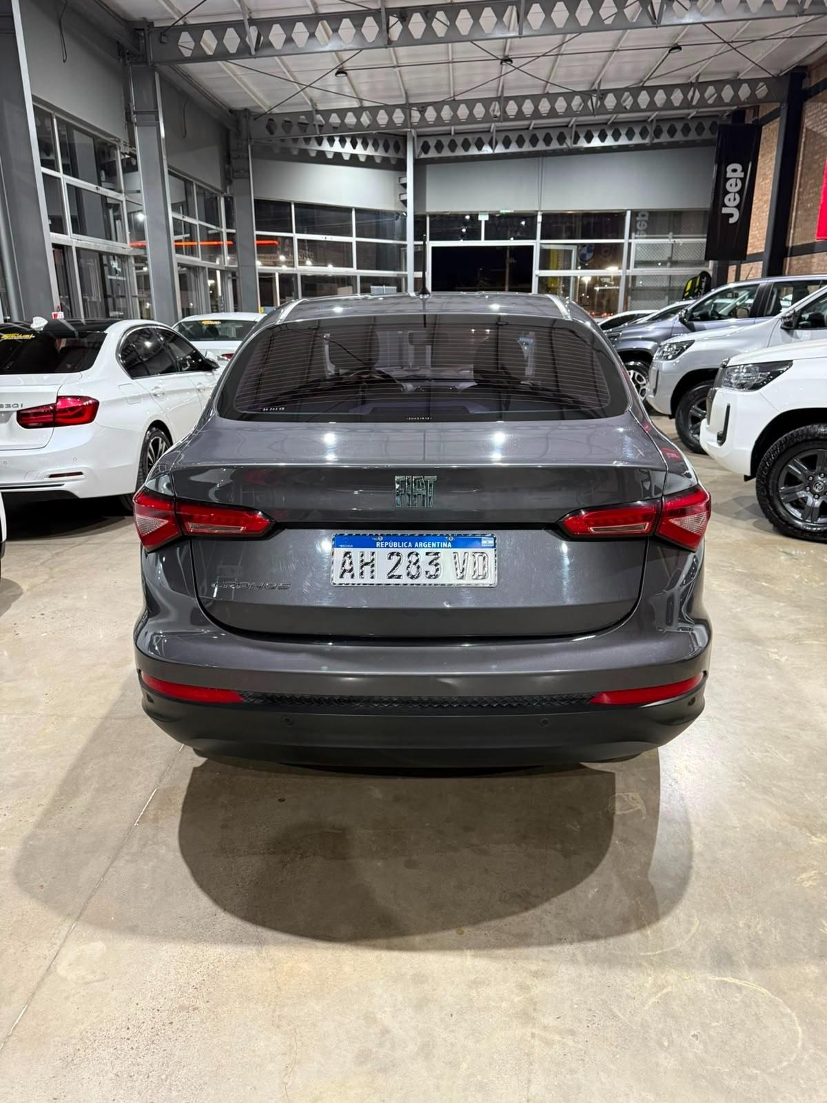 Foto de FIAT CRONOS LIKE 1.3 GSE BZ 2025, color gris, en San Juan