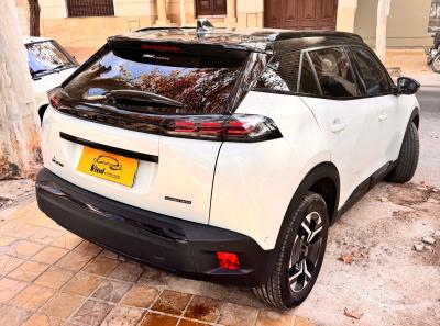 Miniatura de PEUGEOT 2008 2008 GT 1.0 T