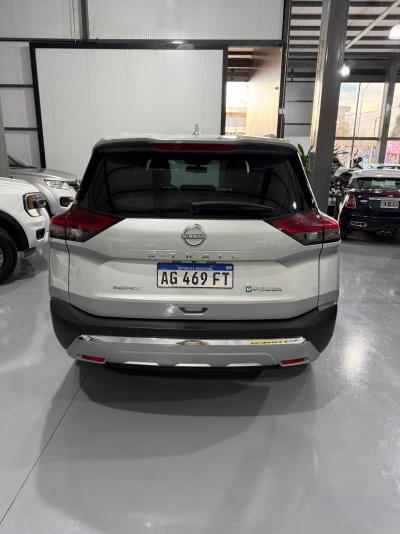 Miniatura de NISSAN X-TRAIL E- POWER