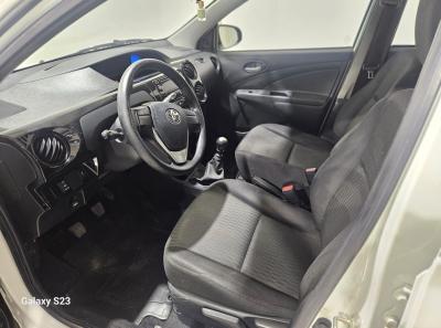 Miniatura de TOYOTA ETIOS X
