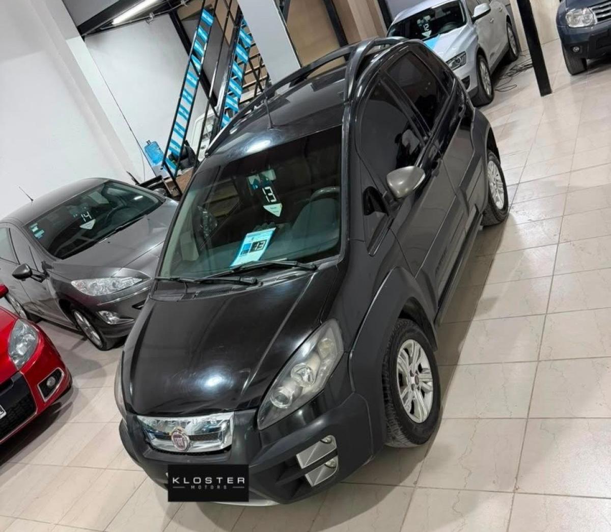 Foto de FIAT IDEA ADVENTURE 1.6 16V 2013, color sin color especificado, en San Juan