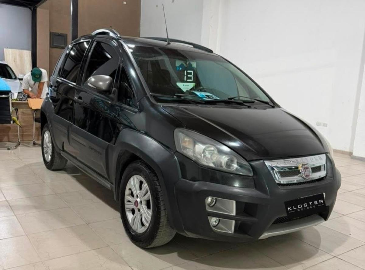 Foto de FIAT IDEA ADVENTURE 1.6 16V 2013, color sin color especificado, en San Juan