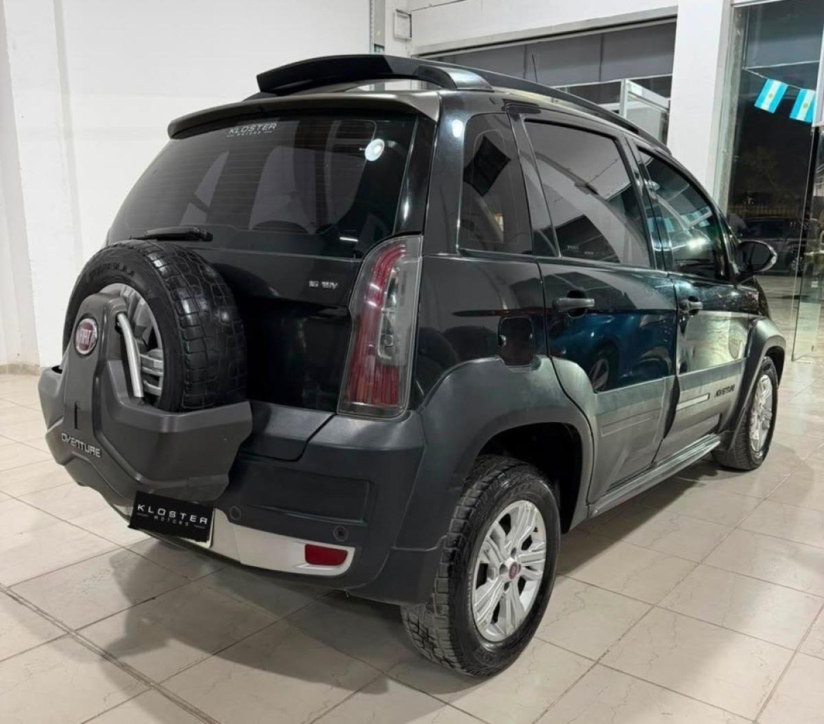 Foto de FIAT IDEA ADVENTURE 1.6 16V 2013, color sin color especificado, en San Juan