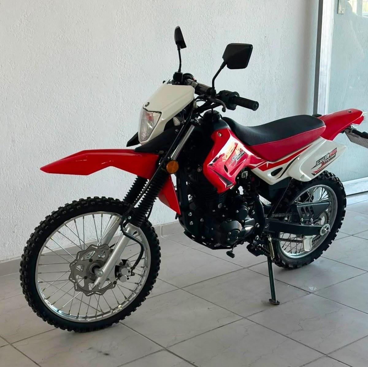 Foto de MOTOMEL ENDURO SKUA X-TREME 2022, color sin color especificado, en San Juan