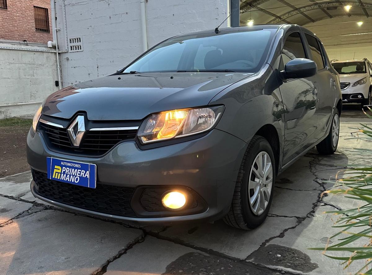 Foto de RENAULT SANDERO Dynamique 1.6 8v 2018, color gris, en San Juan