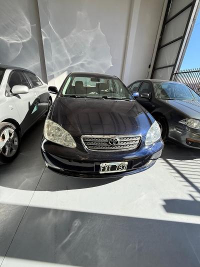 Foto de TOYOTA COROLLA XEI 2.0 TDI TURBO 2006, color azul, en San Juan