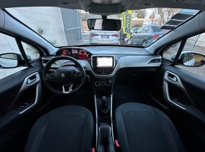 Miniatura de PEUGEOT 2008 Allure
