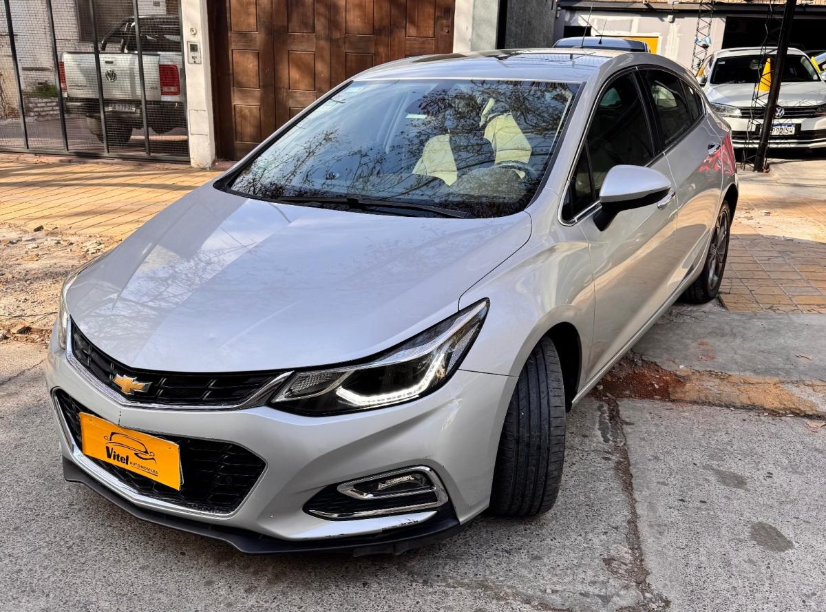 Foto de CHEVROLET CRUZE Ltz 1.4 t AT 2017, color gris, en San Juan