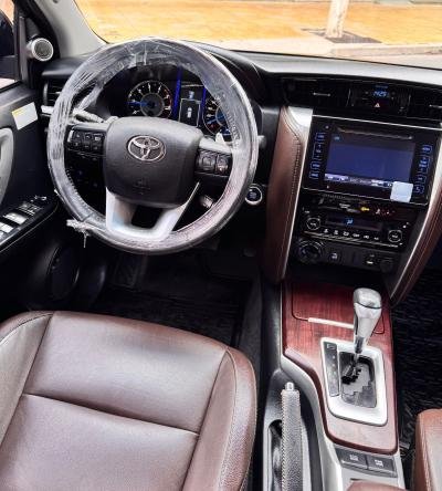 Foto de TOYOTA SW4 Srx 2019, color marron, en San Juan