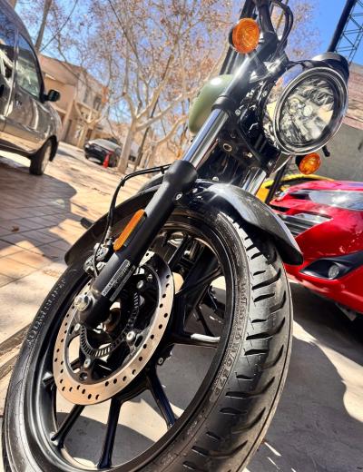 Foto de ROYAL ENFIELD METEOR 350 2024, color verde, en San Juan