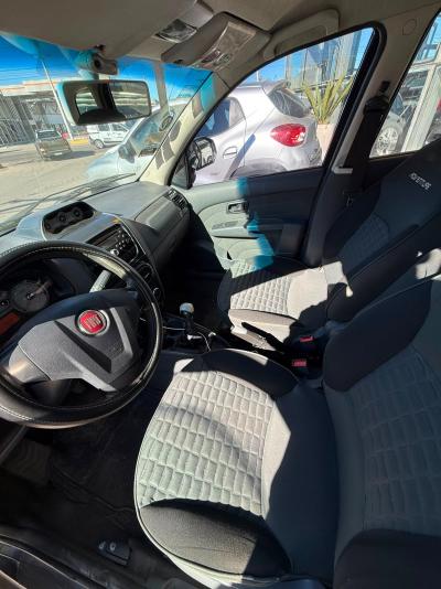 Foto de FIAT PALIO WEEKEND ADVENTURE 1.6 16V 2014, color gris, en San Juan