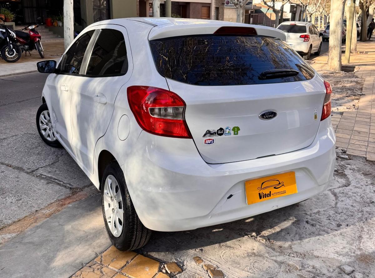 Foto de FORD KA Se 1.5 2018, color blanco, en San Juan