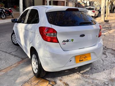 Foto de FORD KA Se 1.5 2018, color blanco, en San Juan