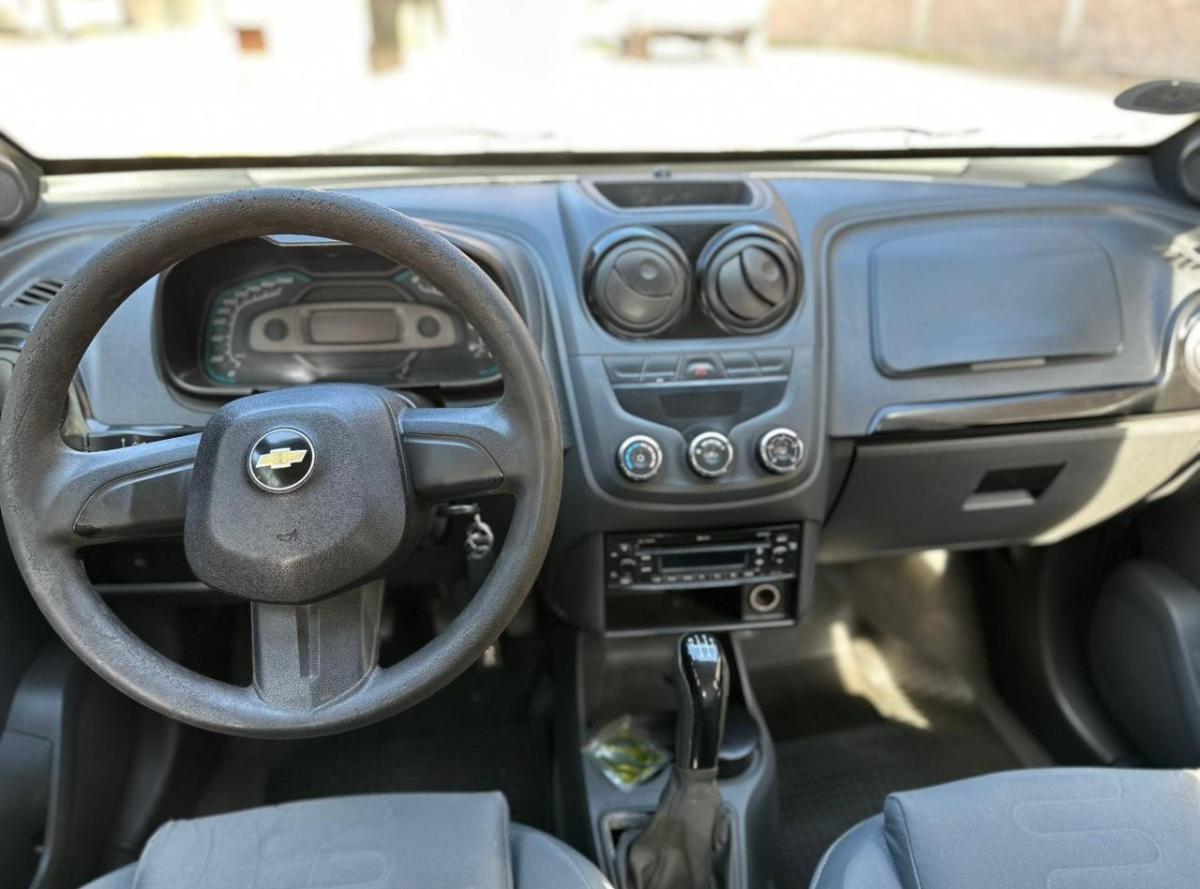 Foto de CHEVROLET AGILE LS 2012, color blanco, en San Juan