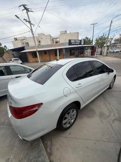 Miniatura de PEUGEOT 408 ALLURE 1.6 HDI MT