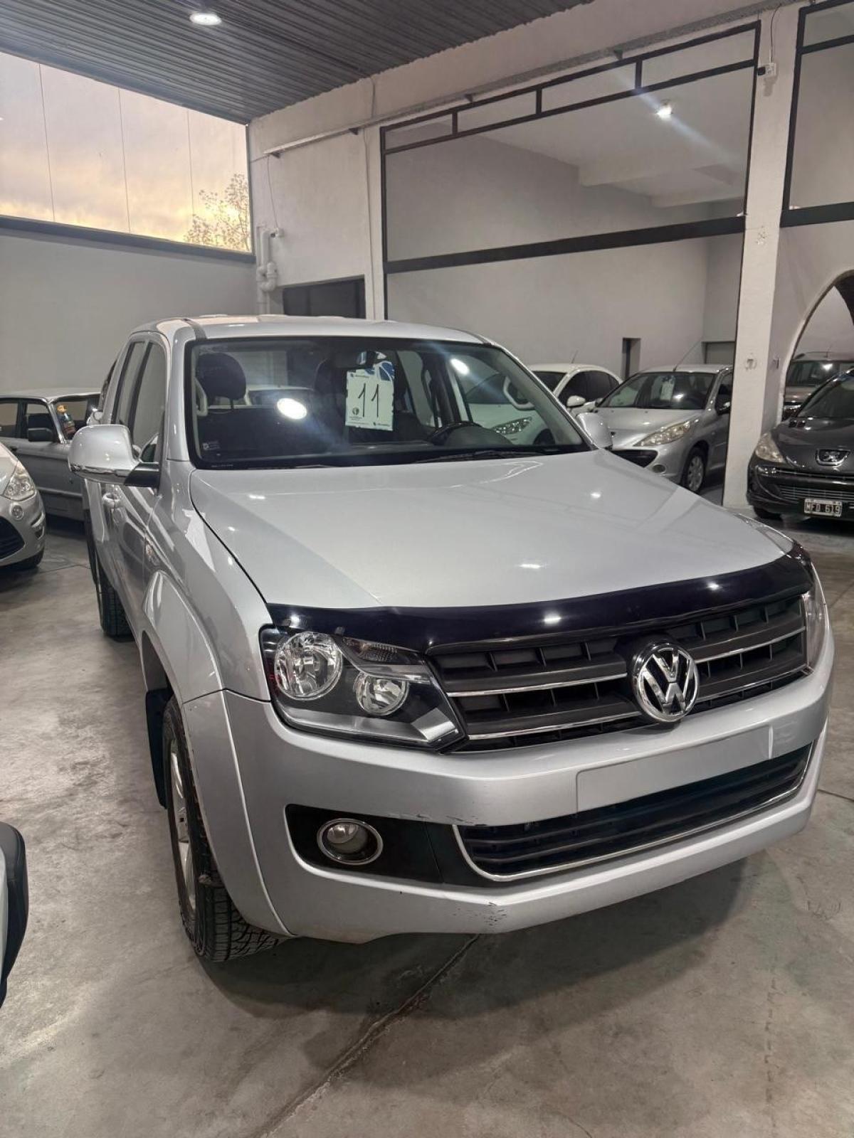 Foto de VOLKSWAGEN AMAROK 2,0L TDI  4x2 HC2 HIGLINE 2011, color plata, en San Juan