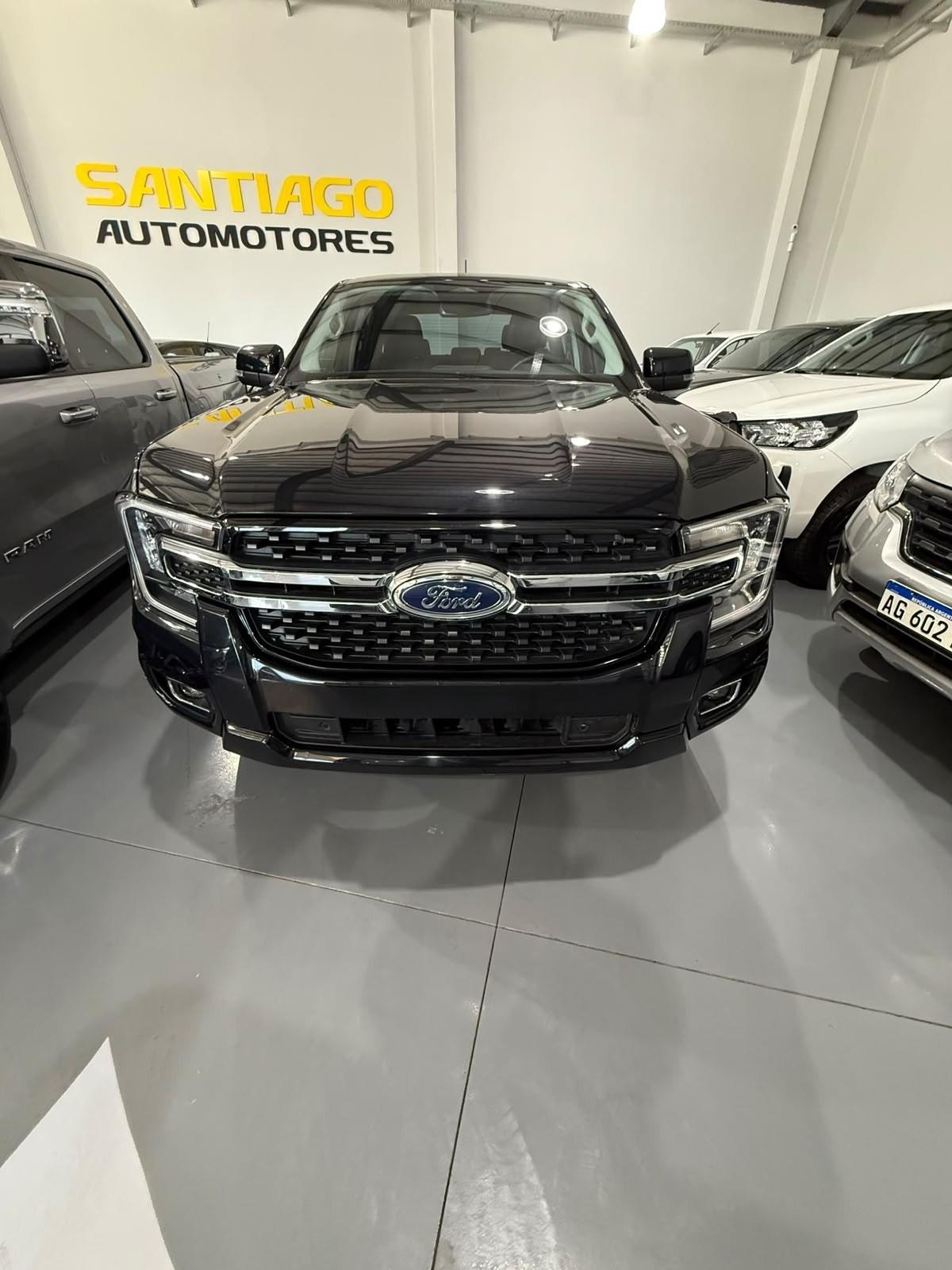 Foto de FORD RANGER DC XLT 2.0L BIT 4X2 10AT 2025, color negro, en San Juan