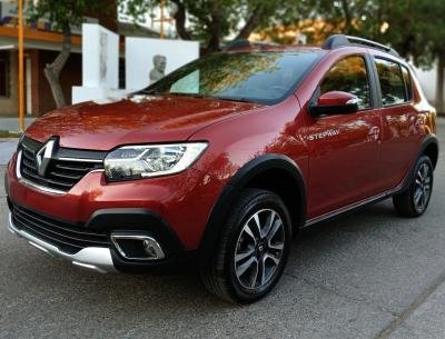 Foto de RENAULT SANDERO SANDERO STEPWAY INTENS 1.6 CVT AT 2024, color rojo, en San Juan