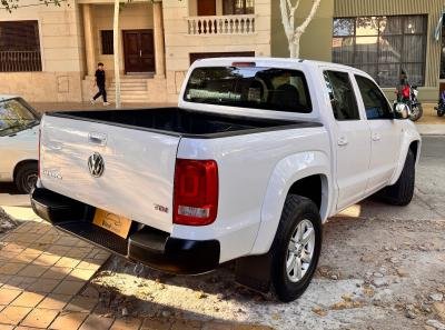 VOLKSWAGEN AMAROK Trenline 4x2 publicado por Vitel Automoviles